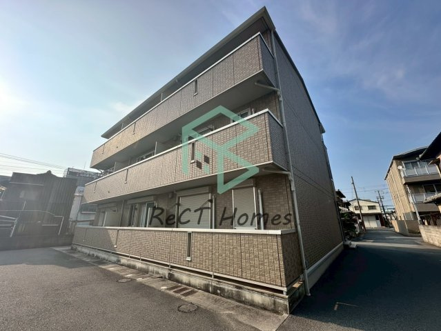 姫路市亀山の賃貸マンションの外観