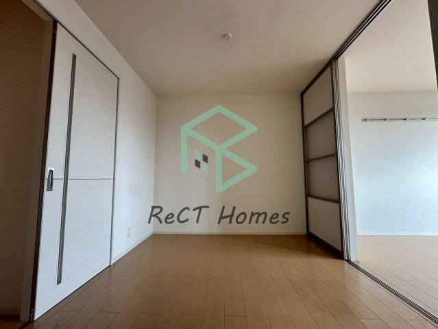 姫路市亀山の賃貸マンションの居間・リビング