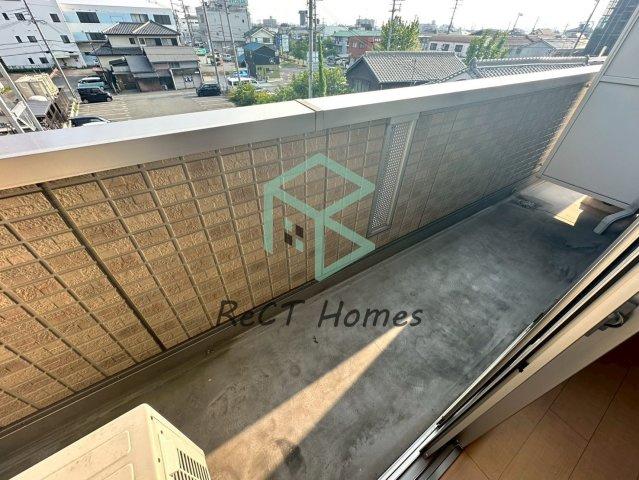 姫路市亀山の賃貸マンションのバルコニー