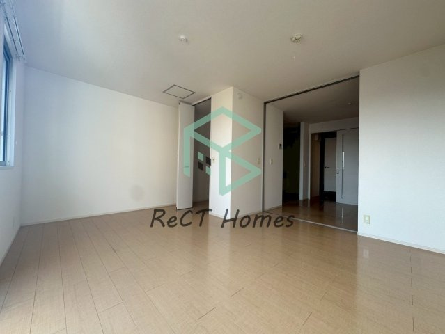 姫路市亀山の賃貸マンションの居間・リビング