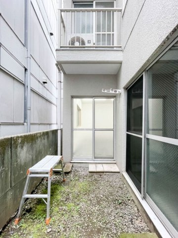 セゾナ西新宿のバルコニー