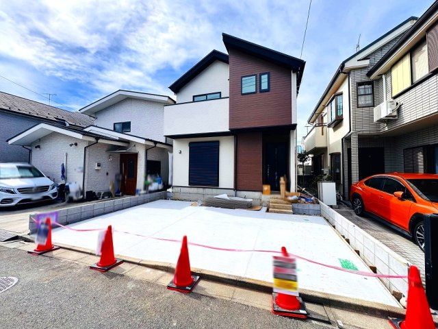 【外観】 | 練馬区三原台2丁目　新築一戸建住宅（成増店） | 堂々完成。即入居可能です。