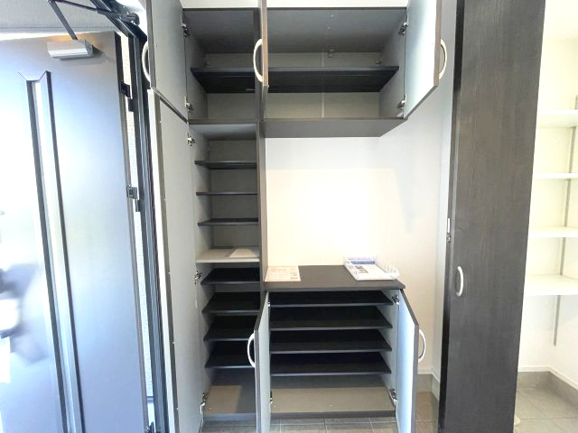佐伯区五日市中央1丁目　№36017の収納|シューズボックス