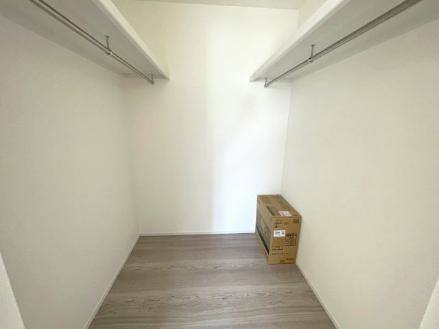 佐伯区五日市中央1丁目　№36017の収納|1階　帰宅後コートなどすぐ収納できるため、
玄関やリビングが散らかりにくくなります。