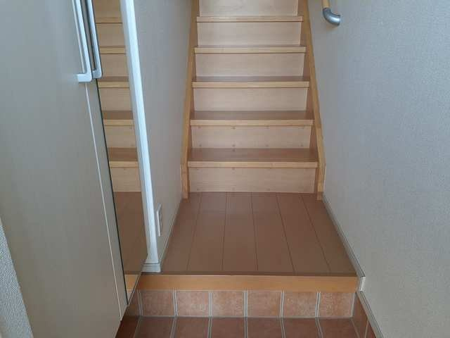 グラース・アンジュの玄関