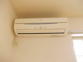 カレントの設備