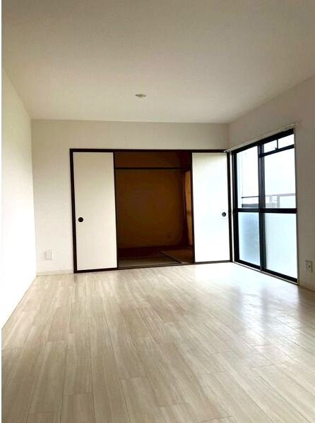 サニーライフＵの居間・リビング