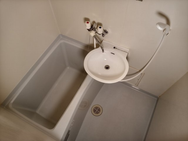 【浴室】 | レオパレスエクセル　こくふ | 備品や設備仕様は号室等により異なります現地をご確認下さい。