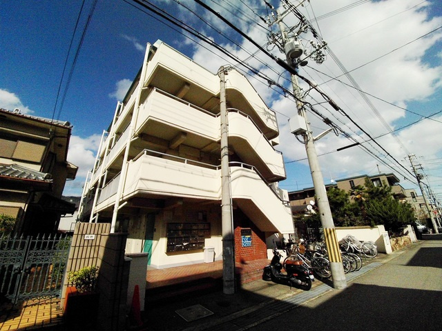 コーポアガペの外観