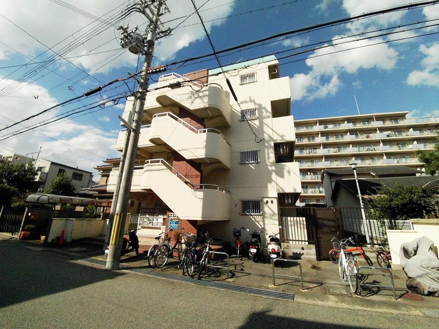 コーポアガペの外観