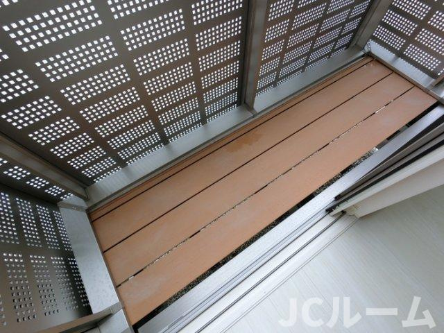 クレストのバルコニー