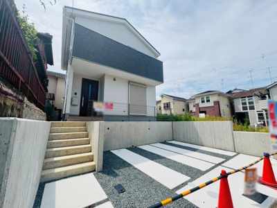 日野岡西町の画像