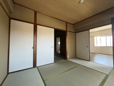 【和室】 | 谷口マンション | 落ち着いた雰囲気の和室付きです