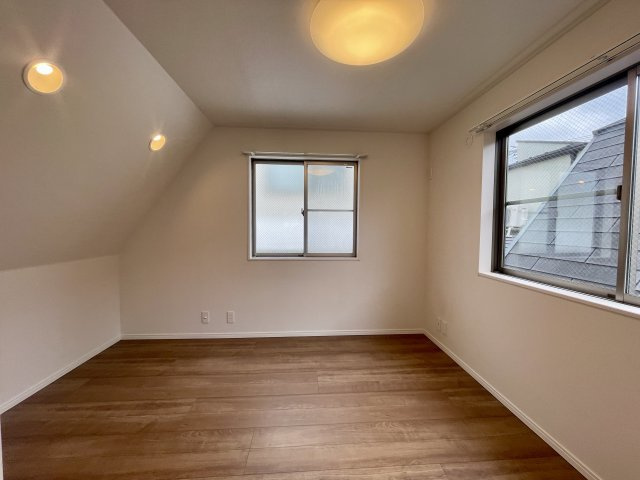 練馬区北町2丁目　好立地　新規リフォーム住宅の洋室