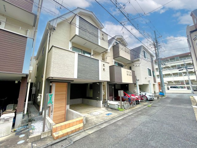 練馬区北町2丁目　好立地　新規リフォーム住宅の外観