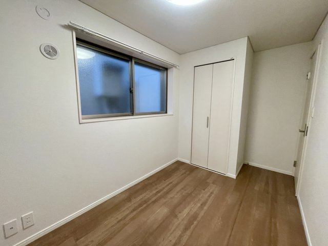 練馬区北町2丁目　好立地　新規リフォーム住宅の洋室