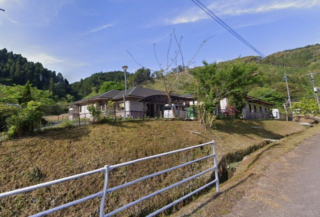 高岡町　中古戸建の外観