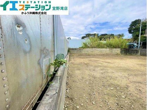 浦添市前田　土地の外観