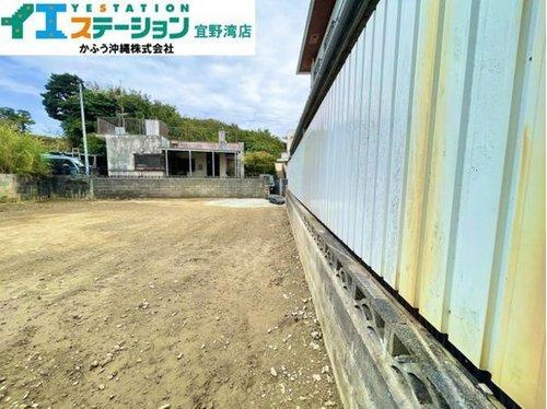 浦添市前田　土地の外観