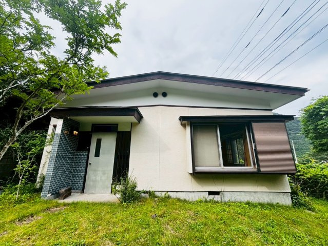 お庭でゆっくり過ごせる◎　那須塩原市塩原　平屋　中古物件の外観