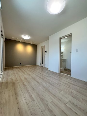 フジパレス沢良宜東Ⅴ番館の居間・リビング