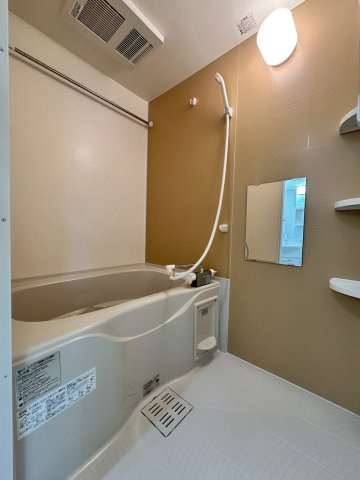 フジパレス沢良宜東Ⅴ番館の浴室