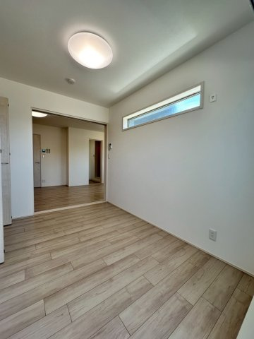 フジパレス沢良宜東Ⅴ番館の寝室