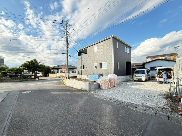 富士市中里第８　新築戸建　全１棟