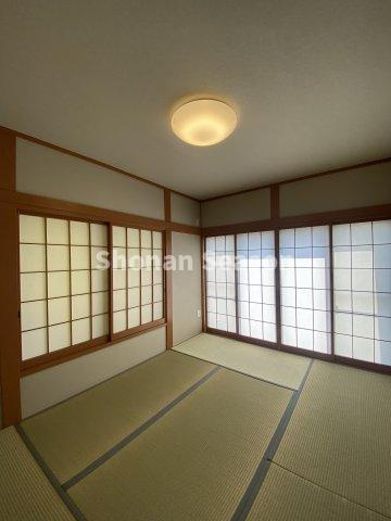 【和室】 | ゴロンと寝転がったり横になったり、リラックスした時間が過ごせます♪