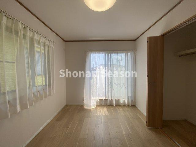 【洋室】 | プライベートタイムが充実する居室は、全室ゆったり６帖以上◎