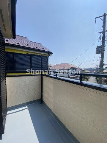 【バルコニー】 | お布団・洗濯物が気持ち良く乾く南向きバルコニー！