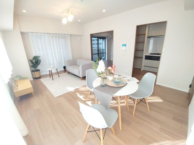 【外観】ダイアパレスシアース万代東棟 