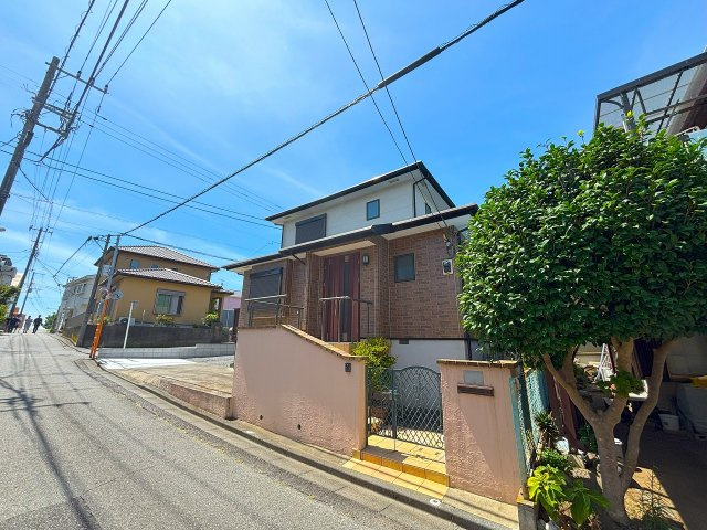 【前面道路含む現地写真】 | □■二宮町二宮 中古戸建■□ | 東側道路