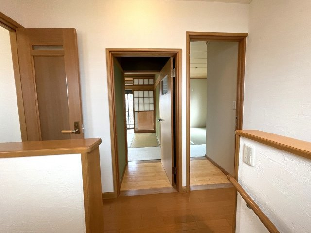 【内装】 | □■二宮町二宮 中古戸建■□ | 2階廊下部分