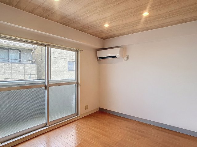 ウッドビレッジ高尾台の居間・リビング