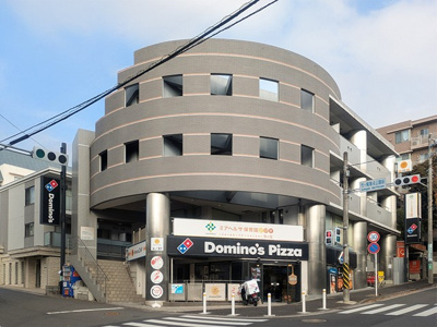 【外観】 | ワンステップビル | 東急田園都市線「市が尾」駅まで徒歩3分！鉄筋コンクリートの3階建てマンションです♪駅近のお部屋をお探しの方におすすめ♪