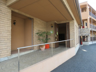 【エントランス】 | ルネスドゥエクスアンプロヴァンス（Eタイプ）