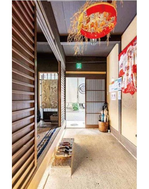 夷馬場町の玄関|【インテリア】
写真内の動産類は販売価格に含まれます。