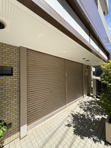 朝日白山マンションの外観