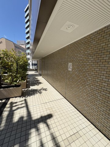 朝日白山マンションの外観