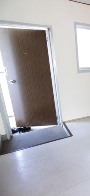 府中市押立町１丁目の賃貸マンションの玄関