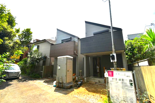 上井草2丁目・新築戸建・A号棟の前面道路含む現地写真