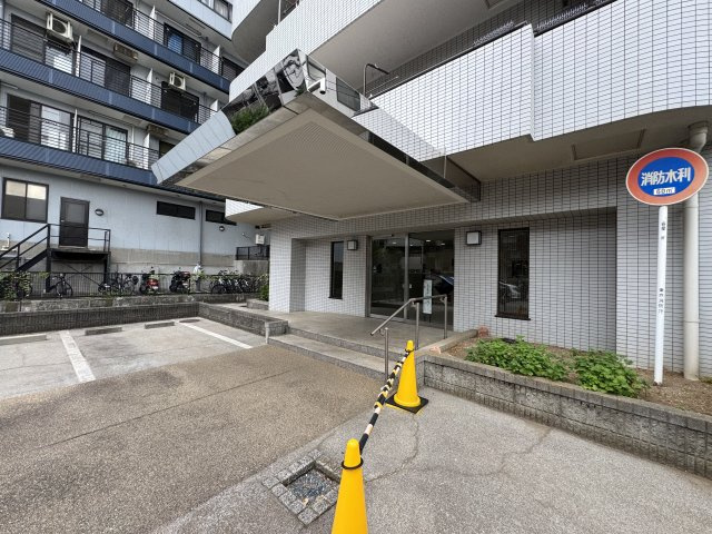 ピュアシティすみだ堤通のエントランス