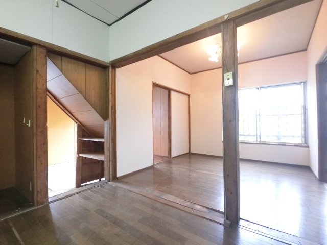 【居間・リビング】