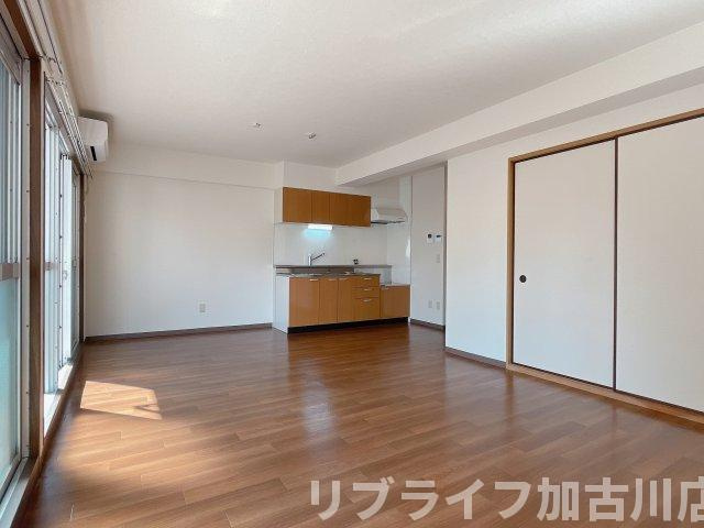 ルークレジデンス播磨の居間・リビング