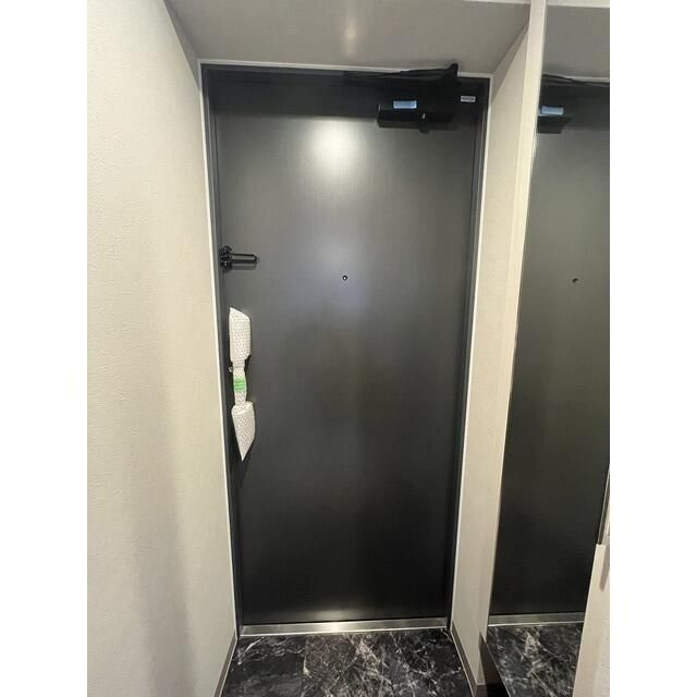 Ｊ．リヴェール武蔵小山の玄関