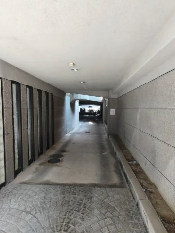 ６５７６７　クラウンズマンション美園のエントランス