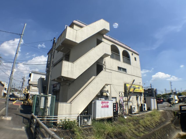 南加木屋駅前ビルの外観