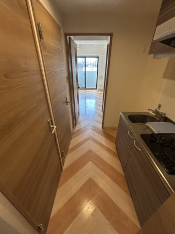 ウインズコート新大阪Ⅱの玄関