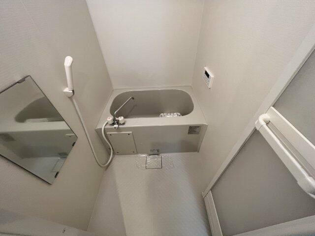 アザーレ・ソラ読売ランド前の浴室|別部屋の参考写真です。